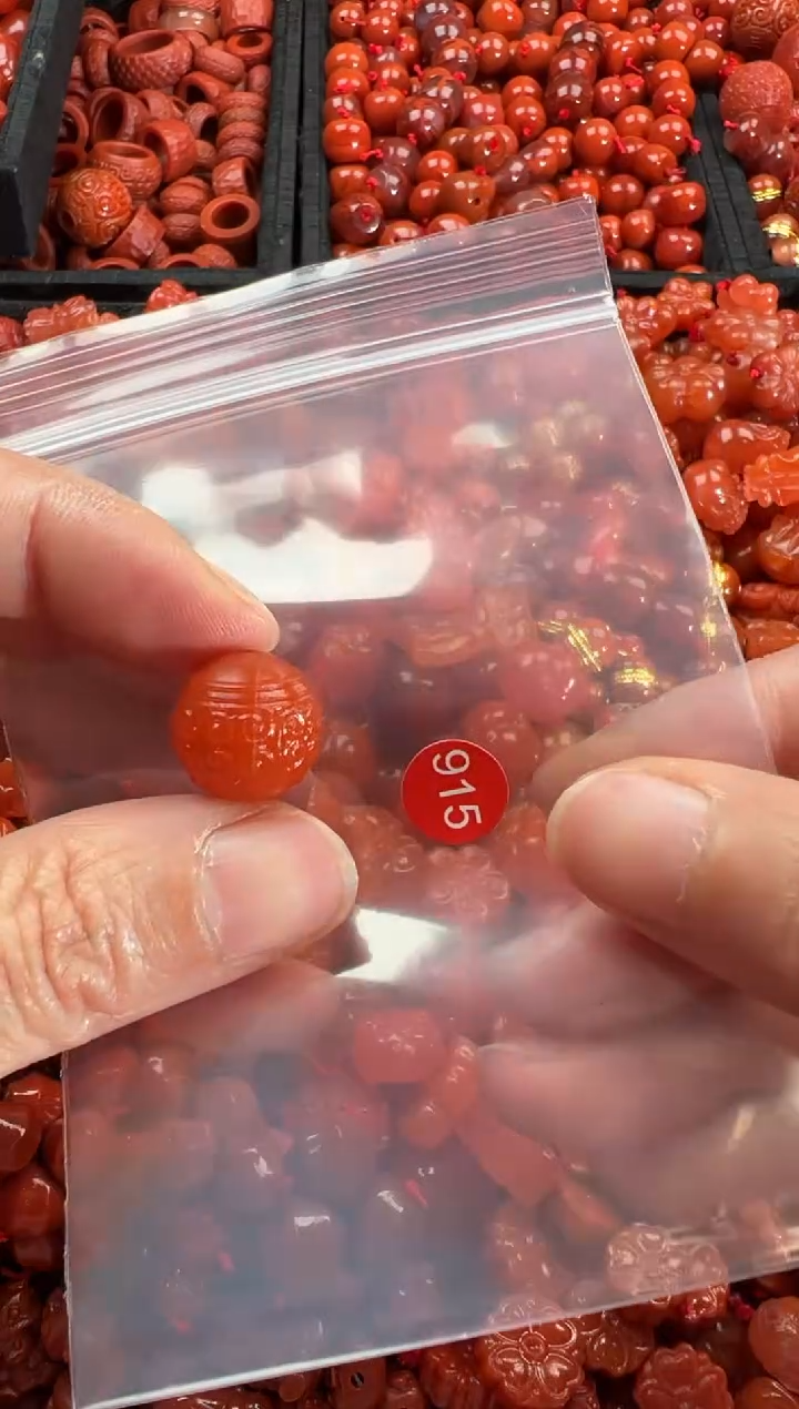 【闪购商品】南红玛瑙颈饰未镶嵌1