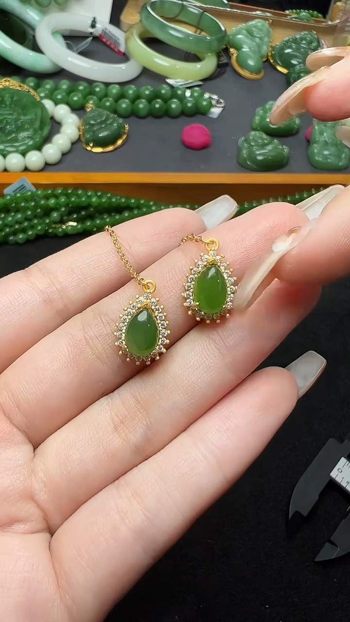 【闪购商品】和田玉耳饰未镶嵌44