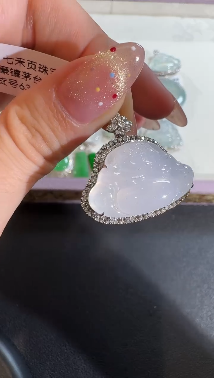 【闪购商品】翡翠吊坠(不含链)18K金镶嵌【源头工厂】钻石镶嵌