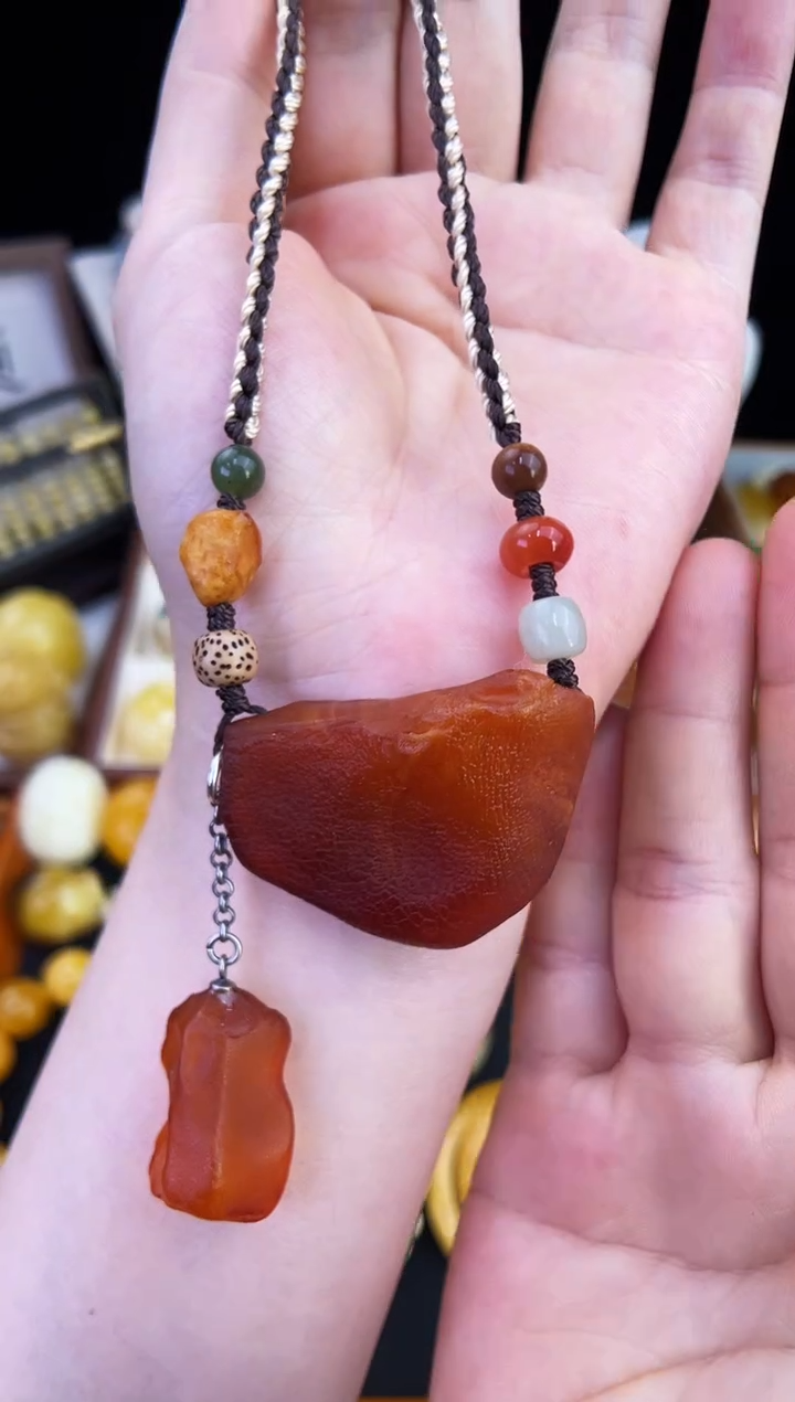 琥珀未镶嵌珠宝奇石柒月