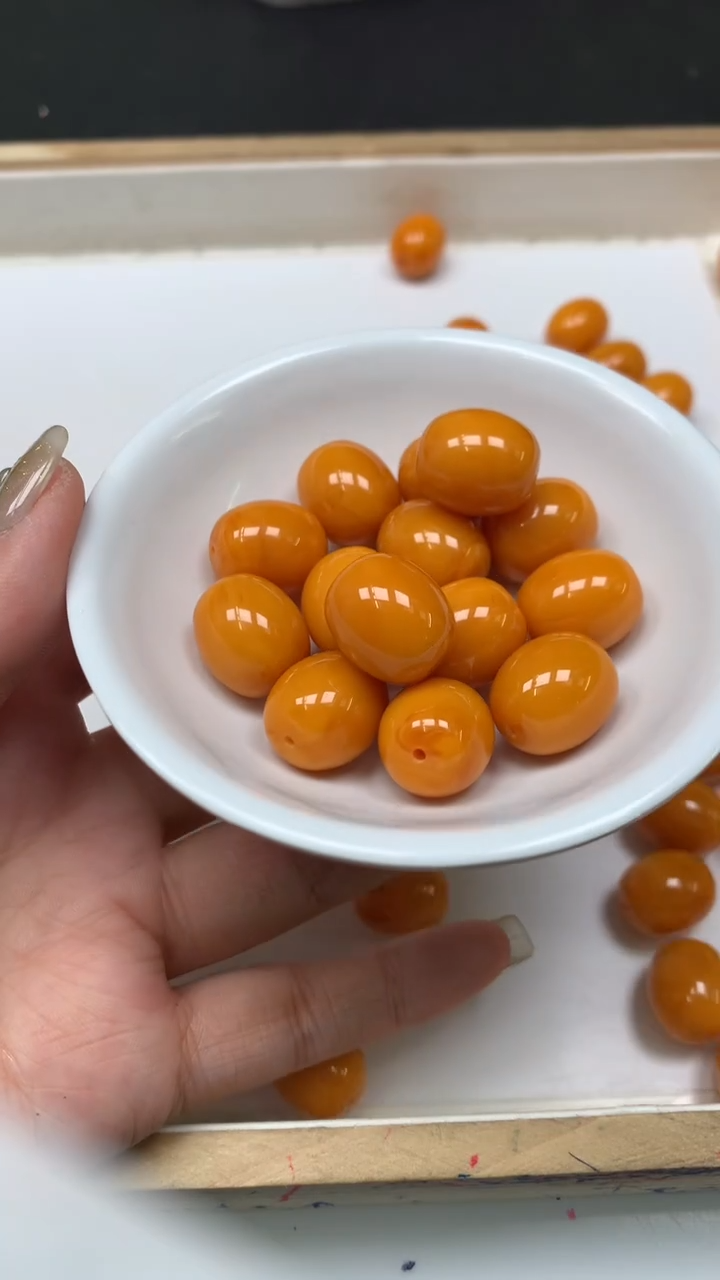 裸石蜜蜡未镶嵌M2011 鸡油黄蜜蜡 枣珠14*16mm2个5.8元