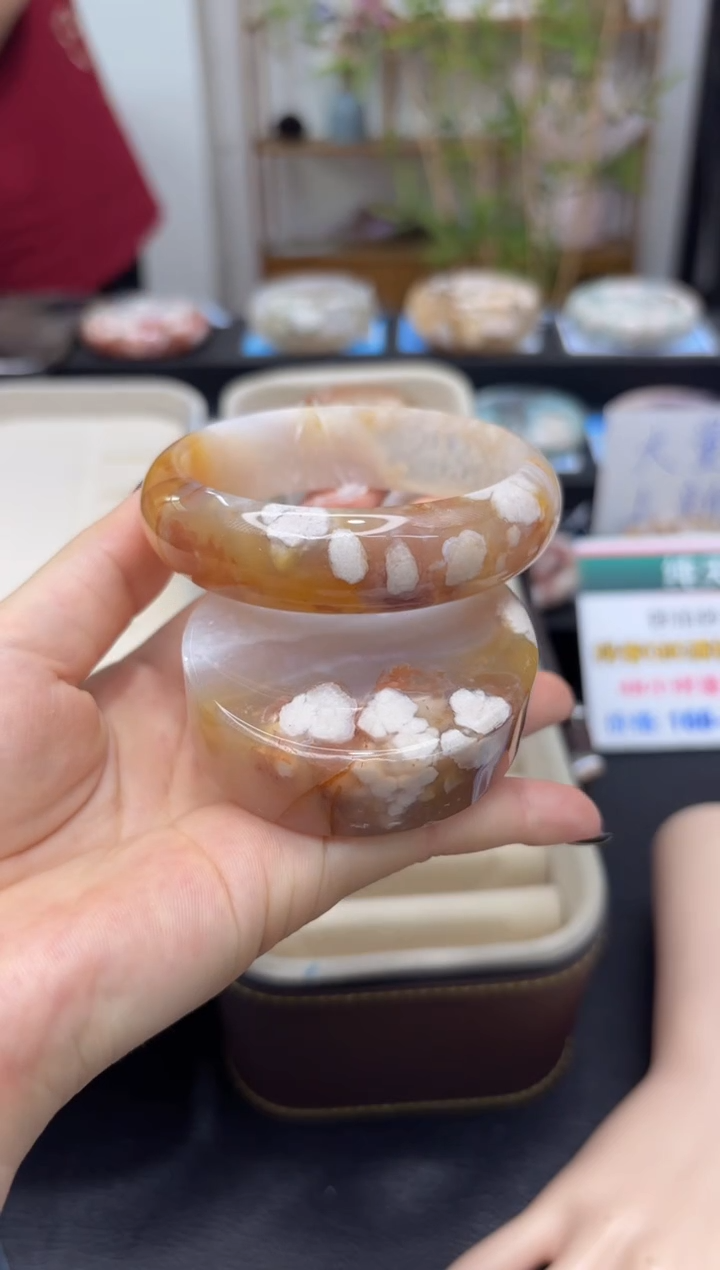 石英质玉手镯未镶嵌C685(60圈赠送镯心)