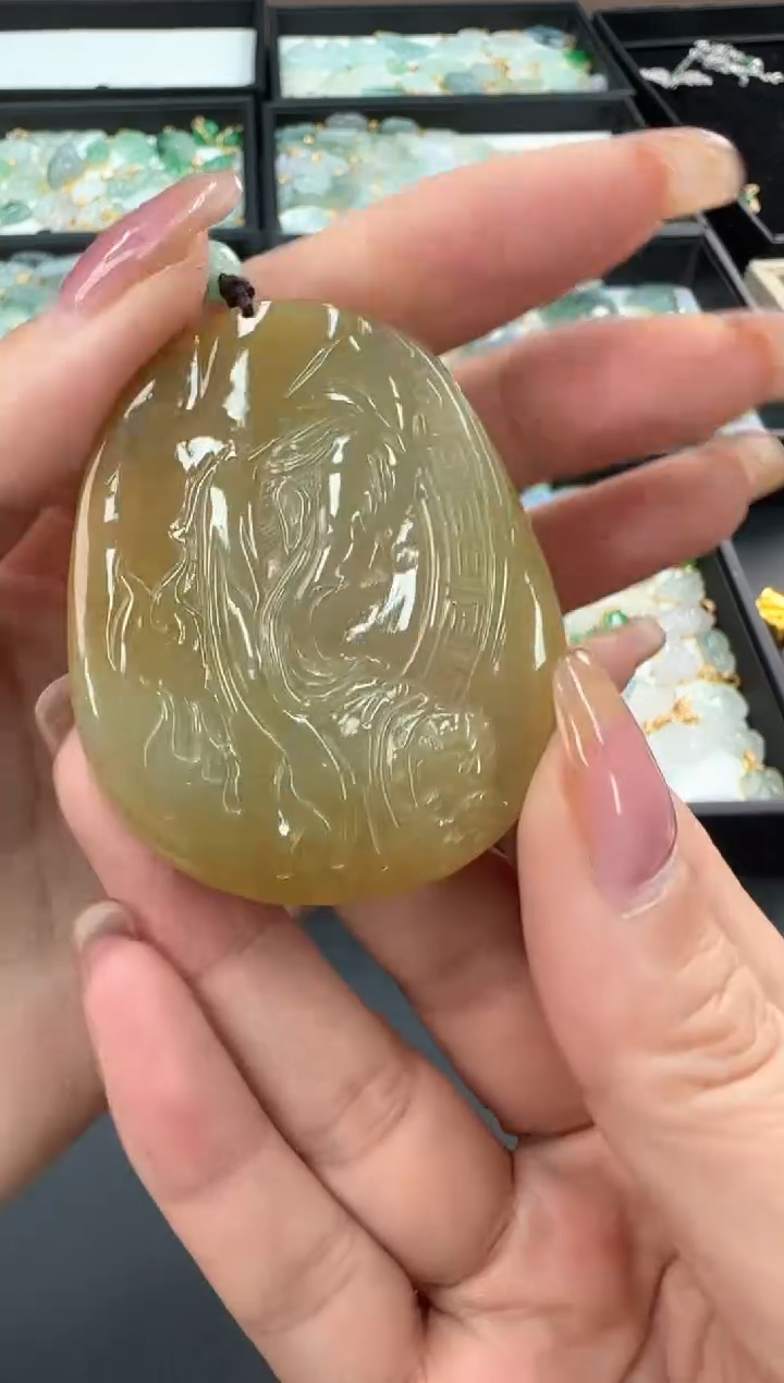 【闪购商品】翡翠颈饰未镶嵌250213108