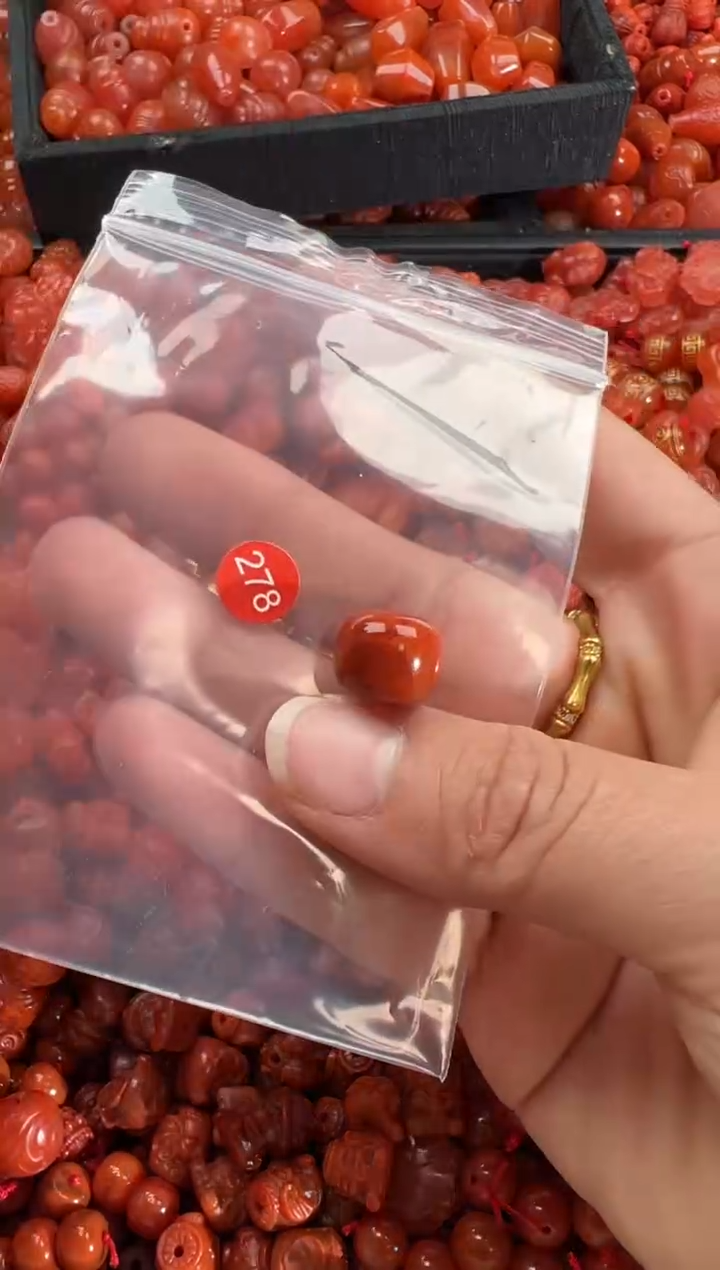 【闪购商品】南红玛瑙颈饰未镶嵌11