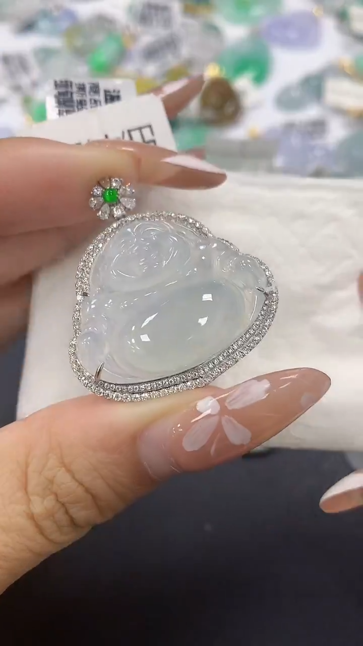 颈饰18K金镶嵌翡翠a货假一赔三支持复检百元上9元证书费自理