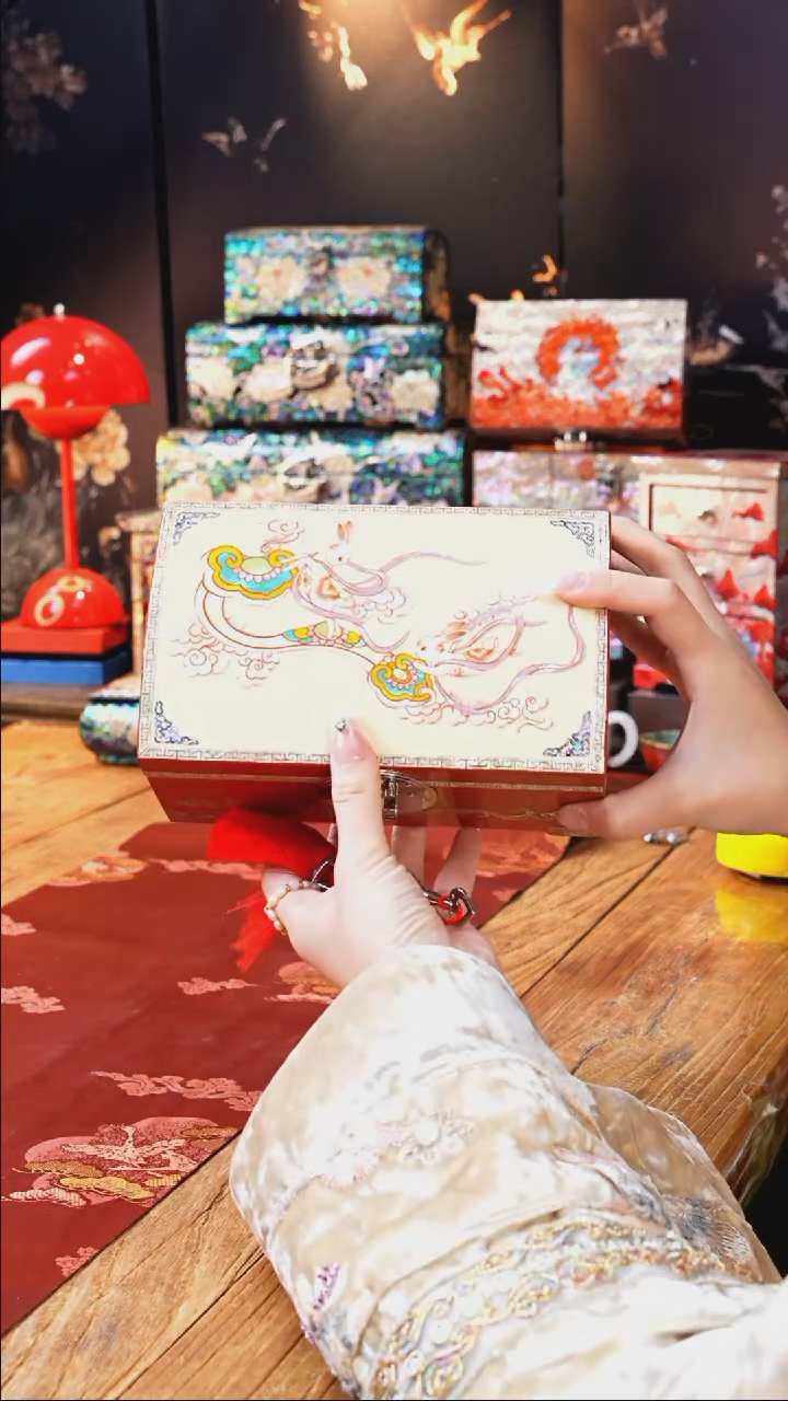 【闪购商品】瓷片豆包儿推荐饰品摆件