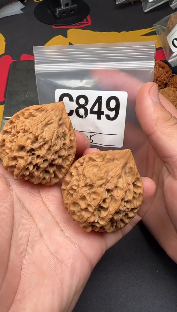 吊坠文玩核桃冷***果官帽45-C849