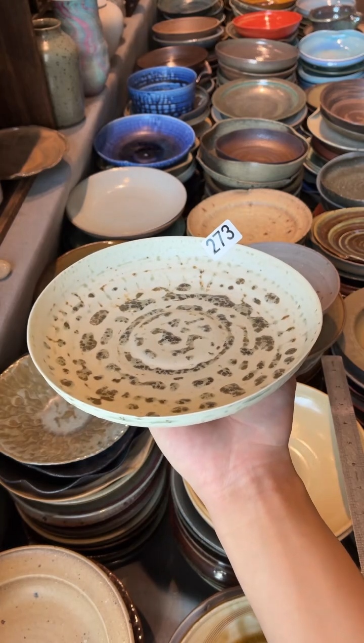 瓷片福*273微瑕粗陶米白锅盘1个