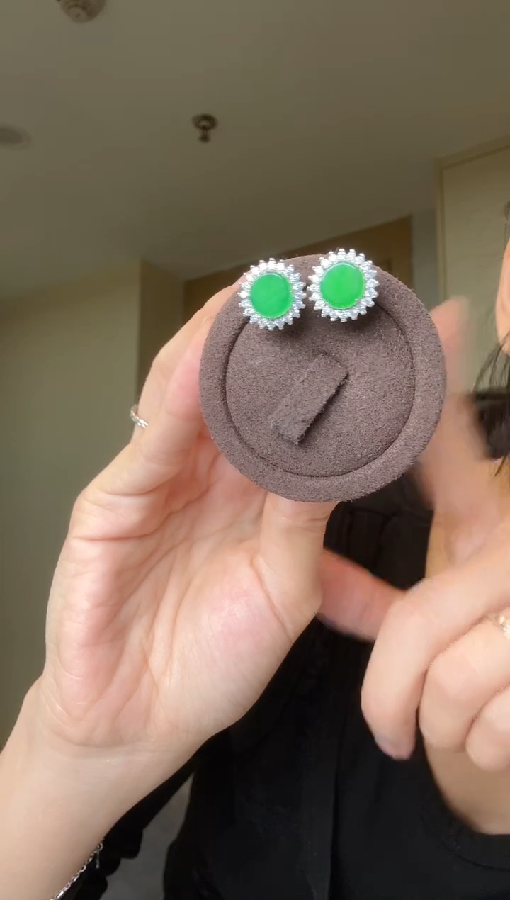 【闪购商品】翡翠耳钉银S925镶嵌天然翡翠耳钉