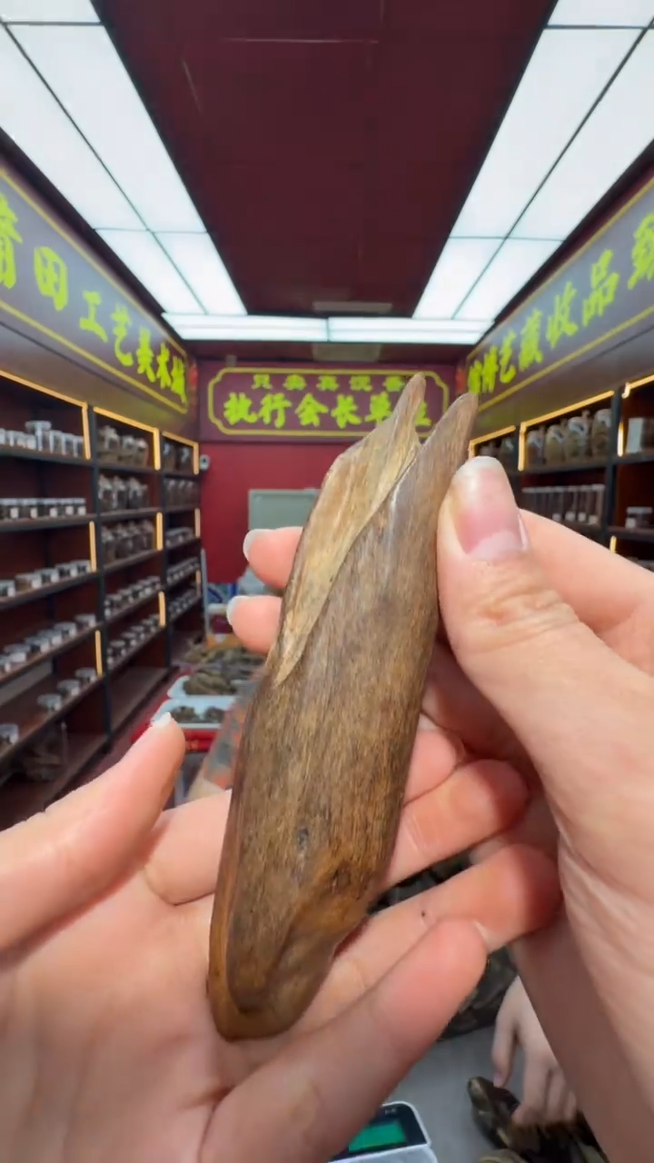 沉香吊坠多样性发一