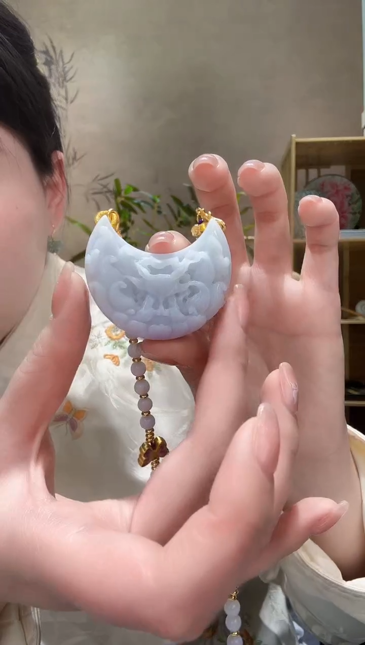 【闪购商品】翡翠颈饰未镶嵌吊坠
