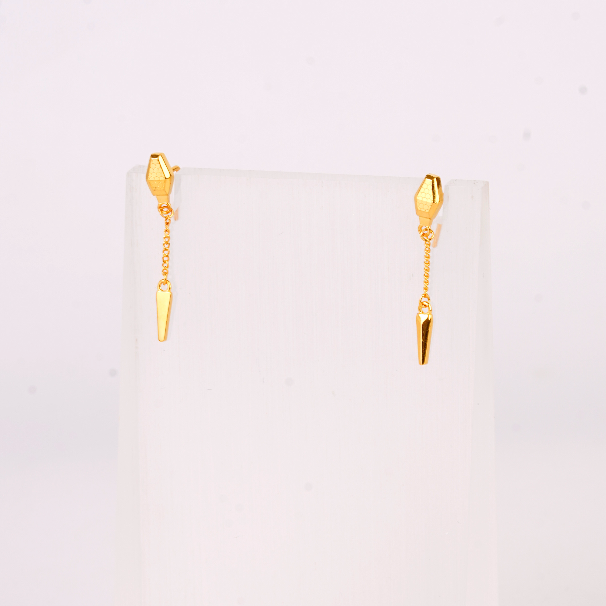 Chow Tai Seng/周大生抛光小蛇足金七字针 2.51g 186号