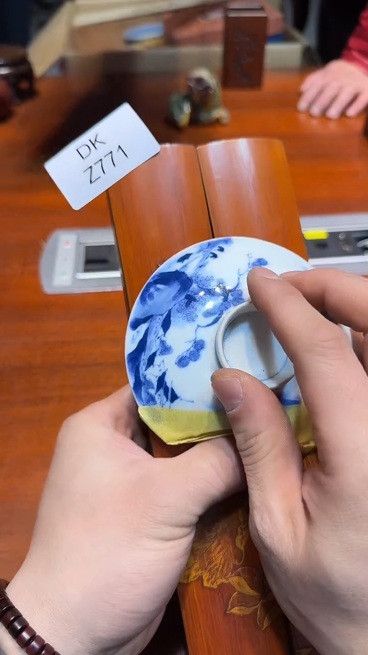 瓷片蓝***w哈哈哈哈哈哈771