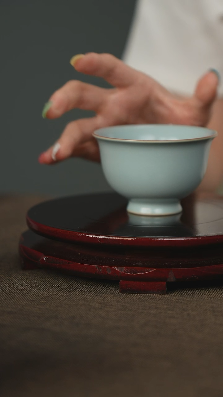 压手杯汝瓷主人杯