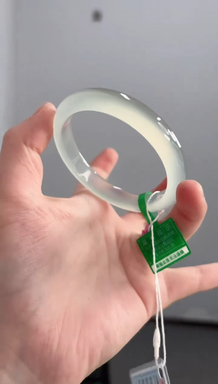 【闪购商品】玛瑙/玉髓手镯未镶嵌58圈