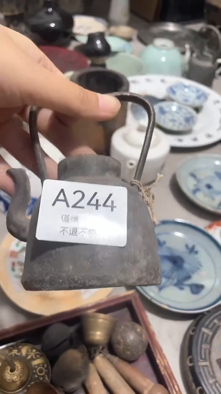 其他顾*成工艺品摆件244