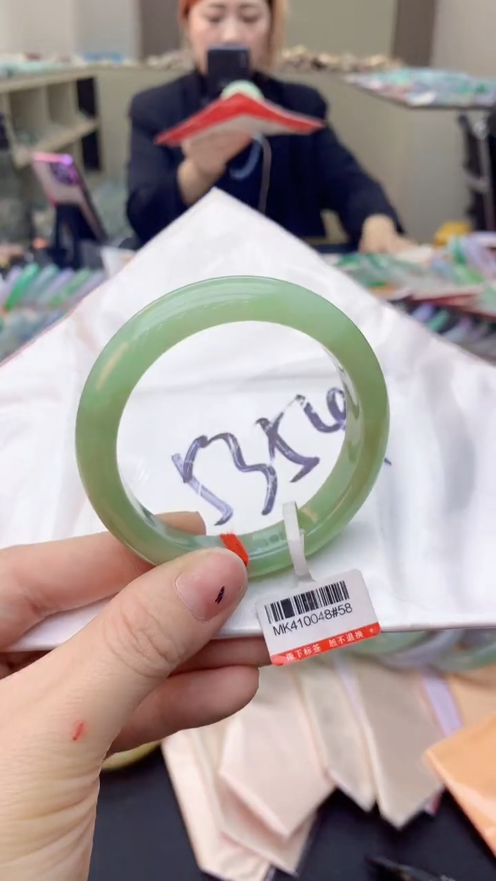 【闪购商品】翡翠手镯未镶嵌0163037626