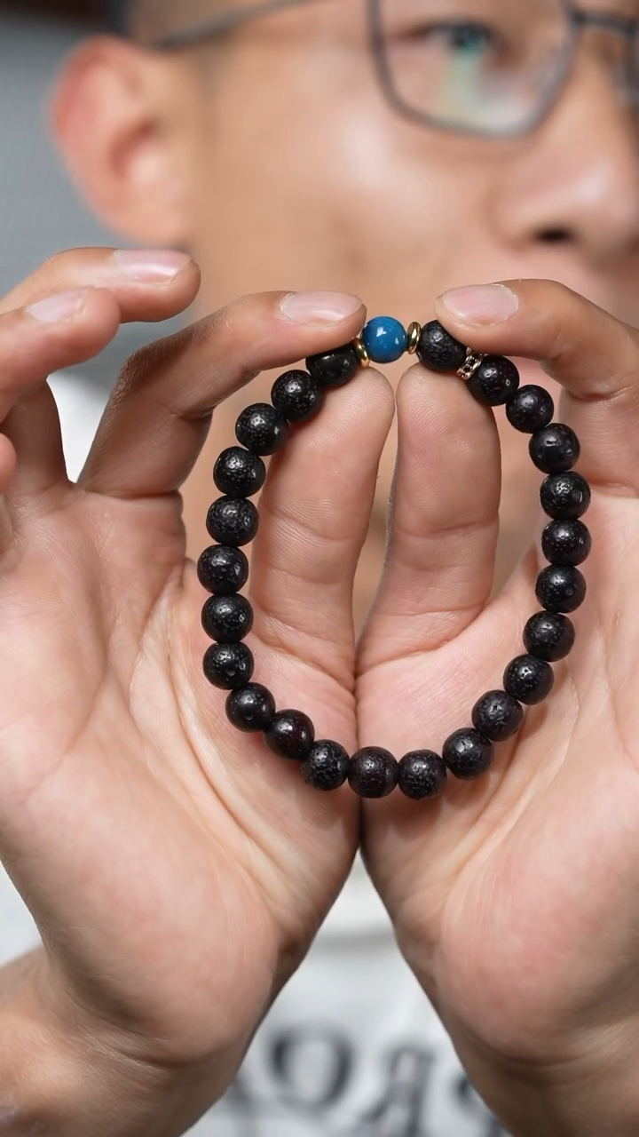 【闪购商品】老星月(多样性发货，发其一）