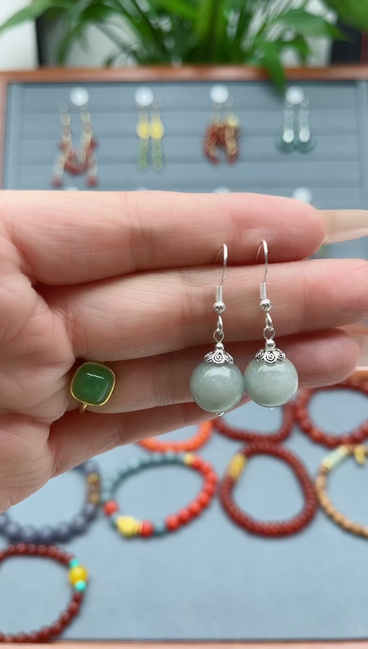 【闪购商品】石英质玉耳饰银S925镶嵌1606