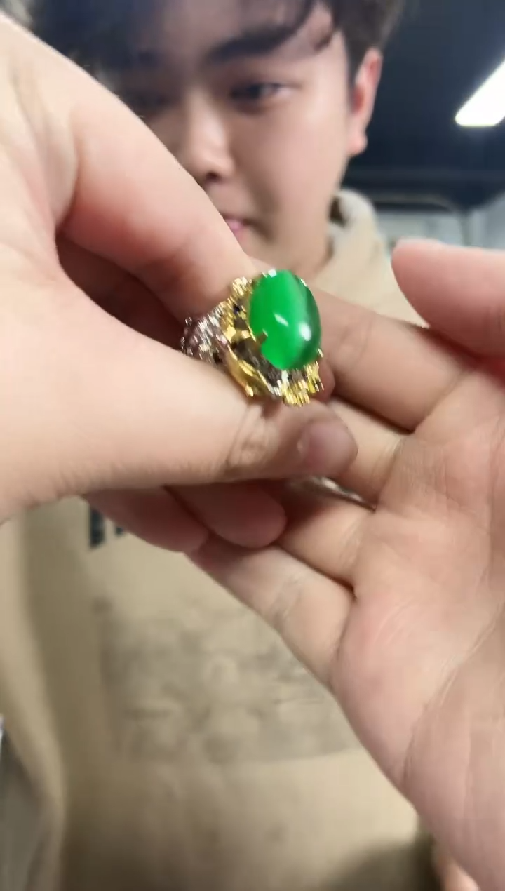 【闪购商品】水晶戒指未镶嵌多样性发其一颜色微差