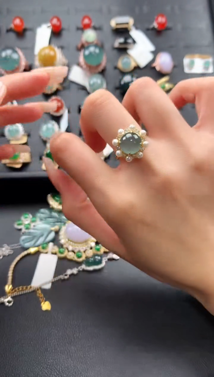 【闪购商品】翡翠戒指银S925镶嵌456546