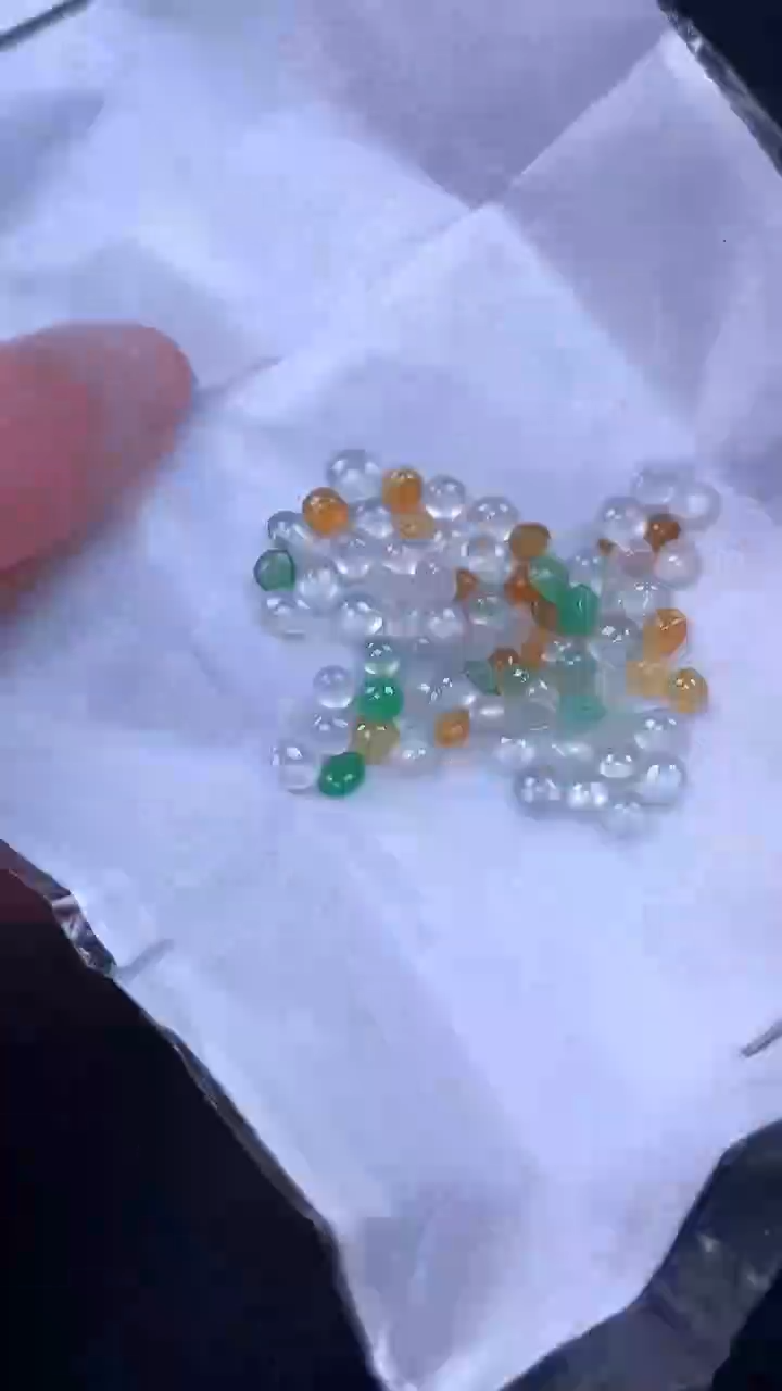 定制翡翠未镶嵌定制翡翠