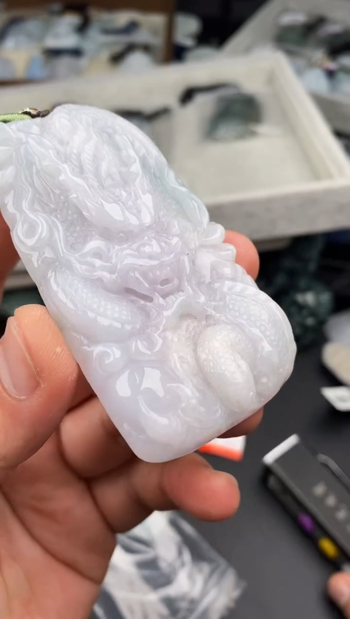 【闪购商品】翡翠颈饰未镶嵌  天然翡翠，一物一图