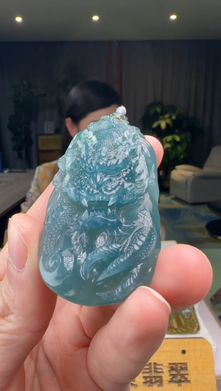 【闪购商品】翡翠吊坠(不含链)未镶嵌DY@@960Q7J03036