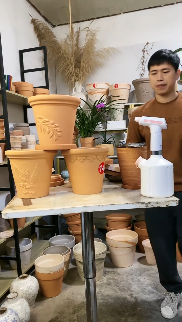 【闪购商品】红陶20*19红陶浮雕3图案 瘦  3盆3托
