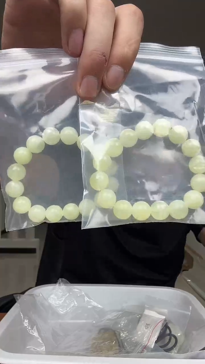 未镶嵌蛇纹石玉其它多样性发货一件