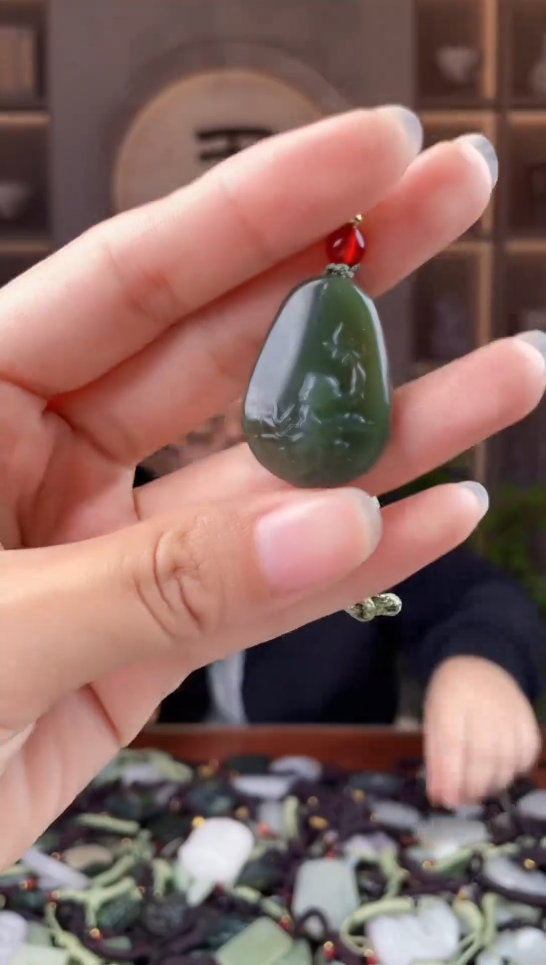 未镶嵌和田玉挂件拍一发一，多样性发货