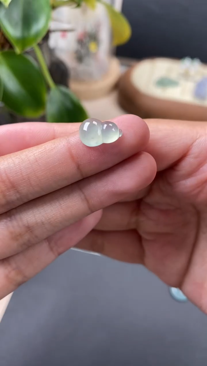 【闪购商品】翡翠颈饰未镶嵌翡翠冰种葫芦