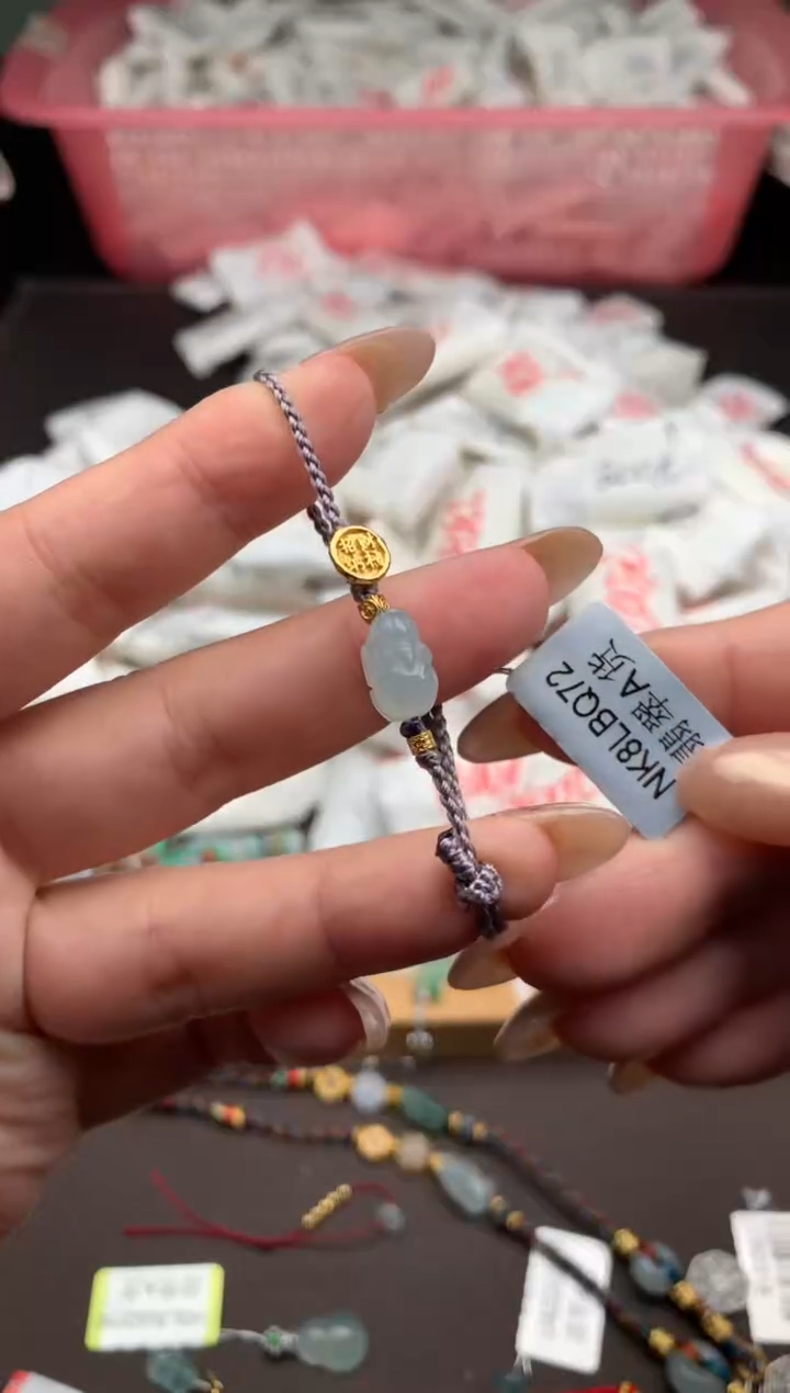 【闪购商品】翡翠手绳未镶嵌一