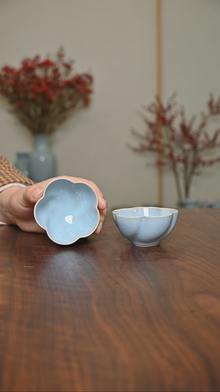【闪购商品】其他梅花杯2只 微瑕天青釉 朱家款