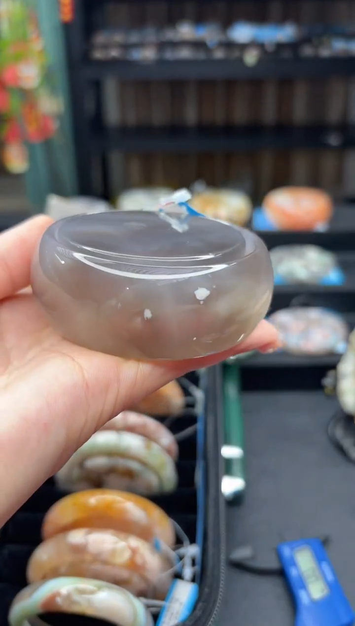 【闪购商品】石英质玉手镯未镶嵌813（61圈赠送镯心）