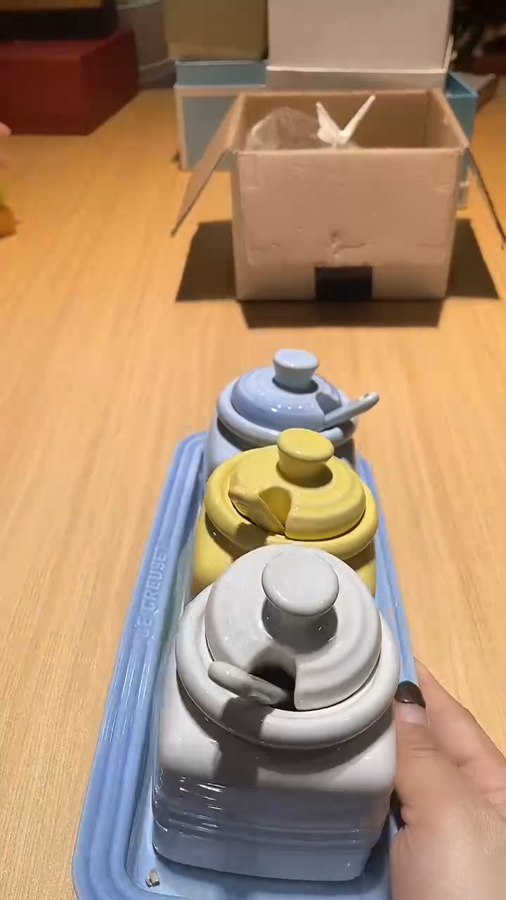 【闪购商品】瓷片锅碗瓢盆一件不剩