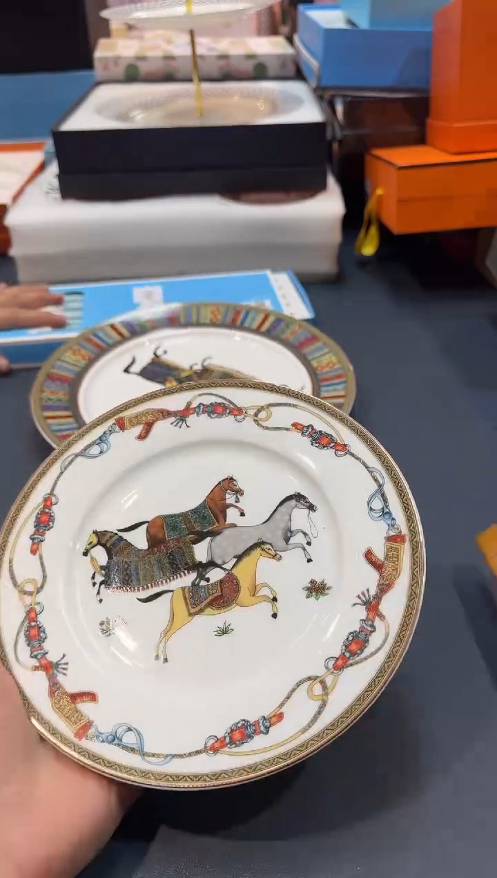 【闪购商品】瓷片A334全场正品，京东包邮