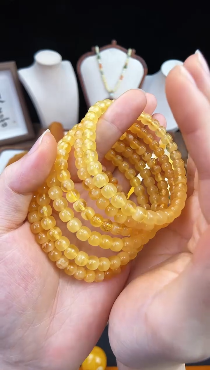 琥珀未镶嵌珠宝奇石多样性发其一