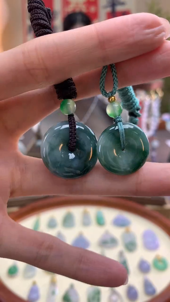 【闪购商品】翡翠颈饰18K金镶嵌无事牌（多样性发其一）