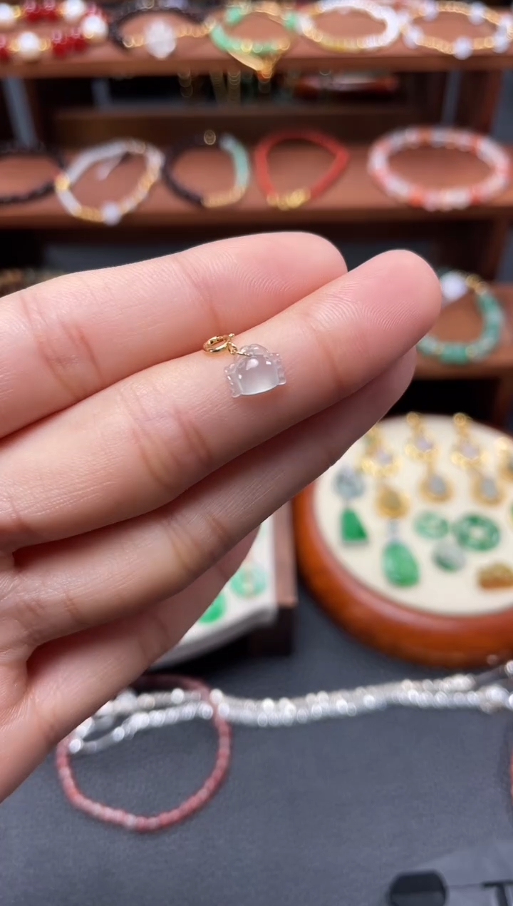 【闪购商品】翡翠吊坠(不含链)18K金镶嵌一个  JK124