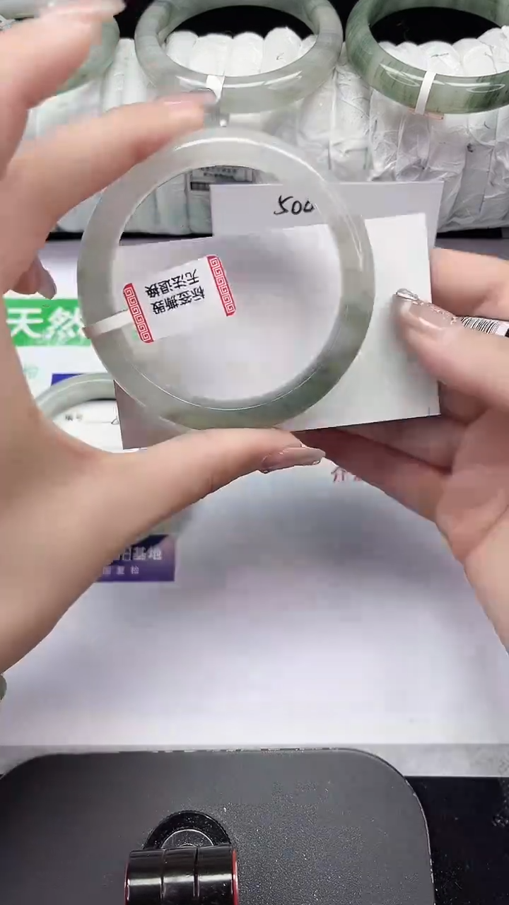 未镶嵌手镯石英质玉52-57/58