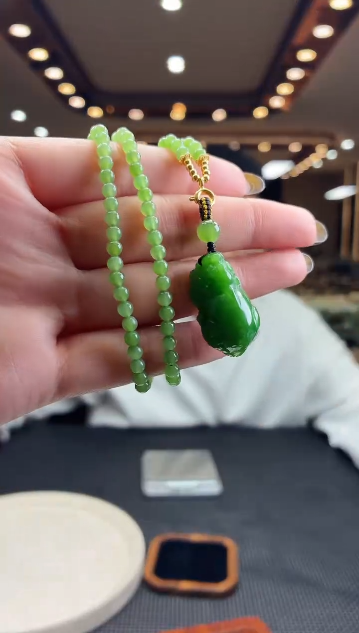 定制和田玉天然和田玉（拍一发一)