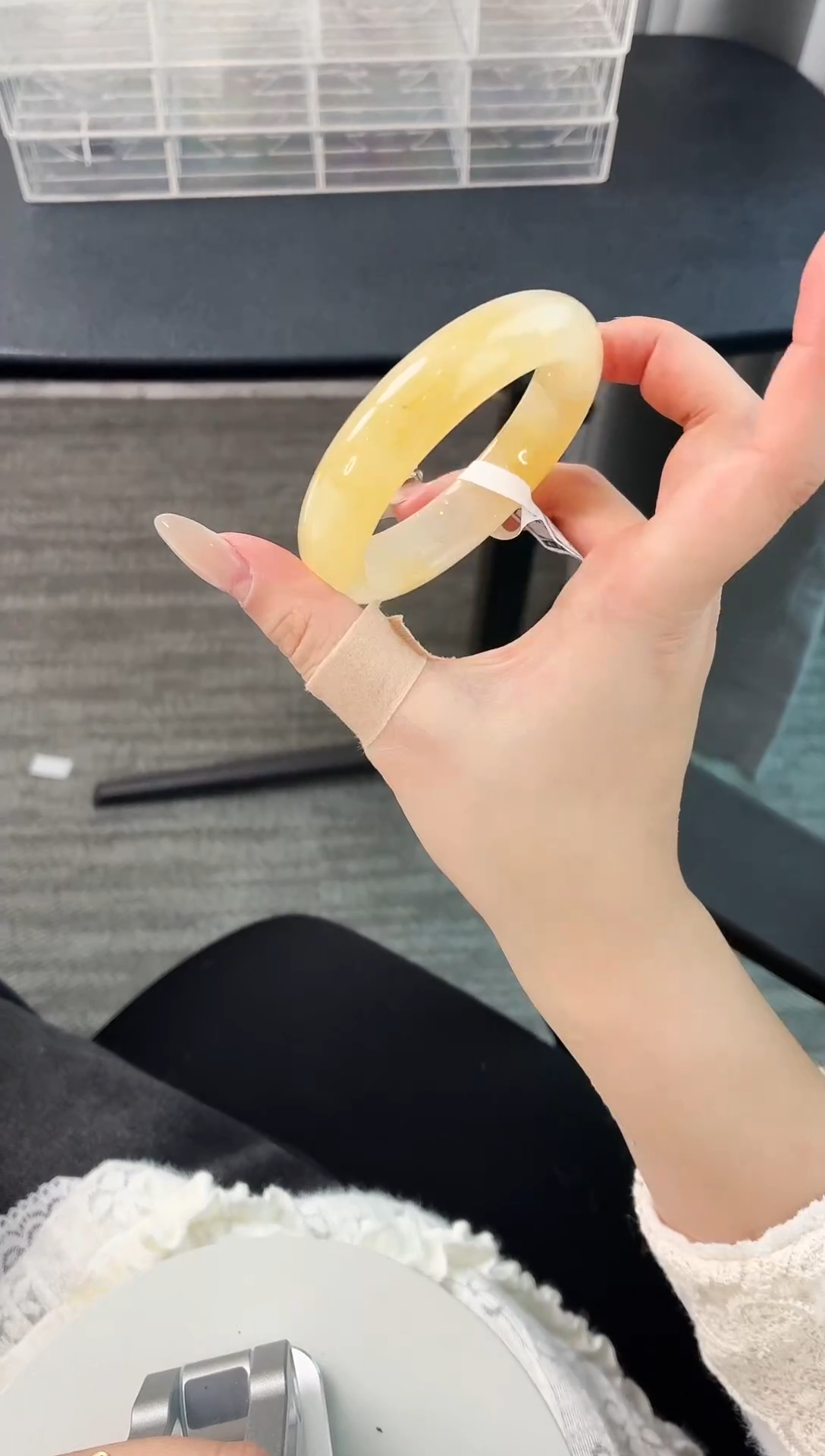 未镶嵌手镯石英质玉45.54