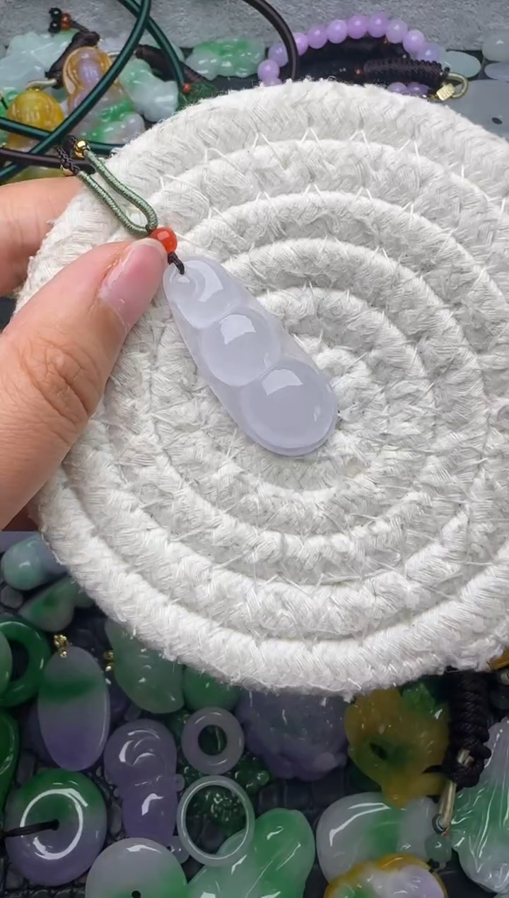 颈饰未镶嵌翡翠缅甸翡翠吊坠