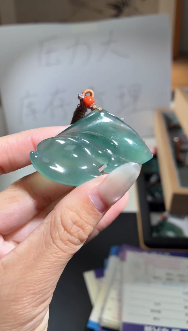 吊坠(不含链)未镶嵌翡翠随型