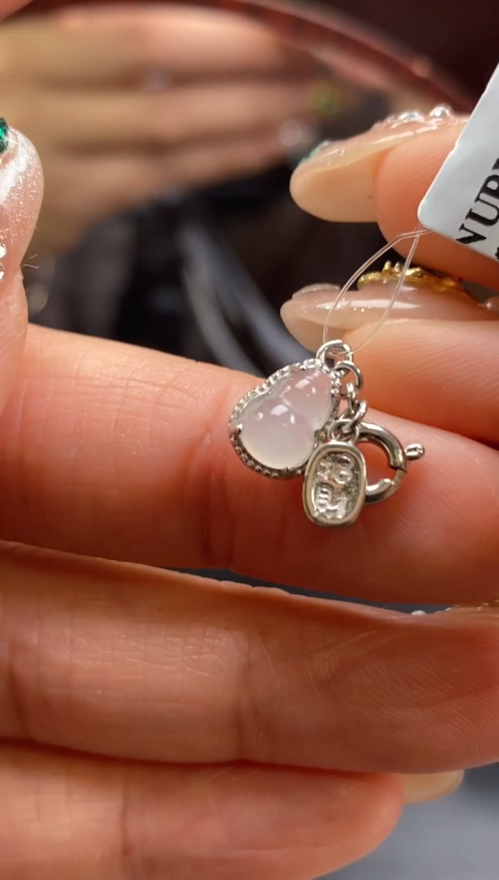 颈饰银S925镶嵌翡翠净货16668