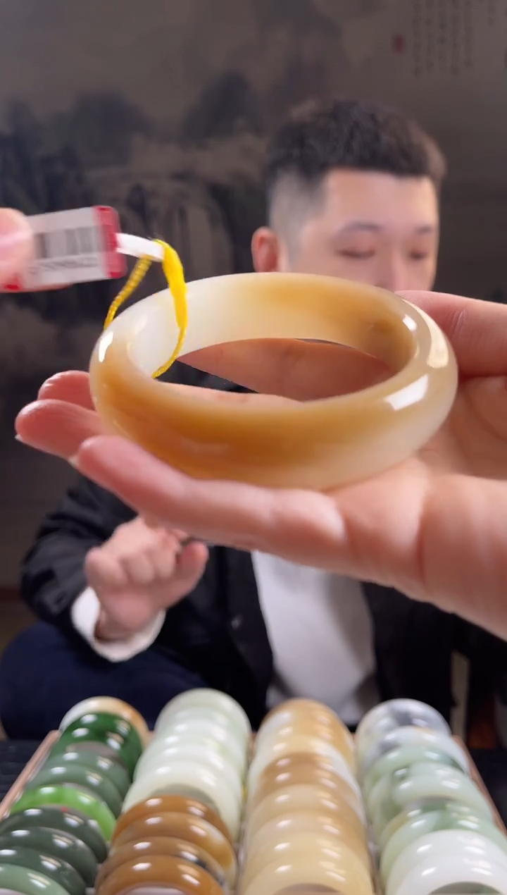 未镶嵌手镯和田玉58+圈口8622