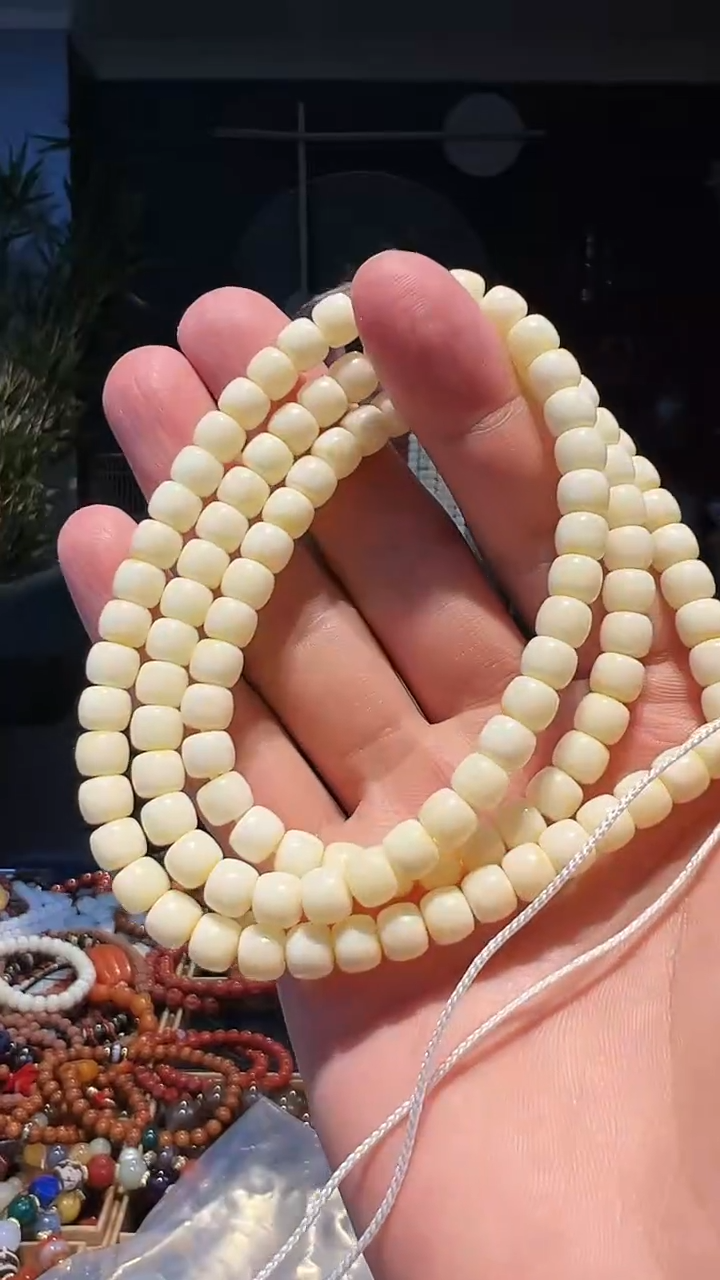 【闪购商品】蜜蜡手链未镶嵌7+108多圈