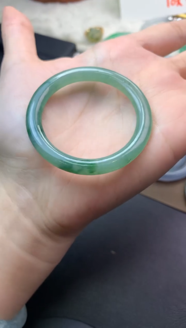 未镶嵌定制翡翠毛货