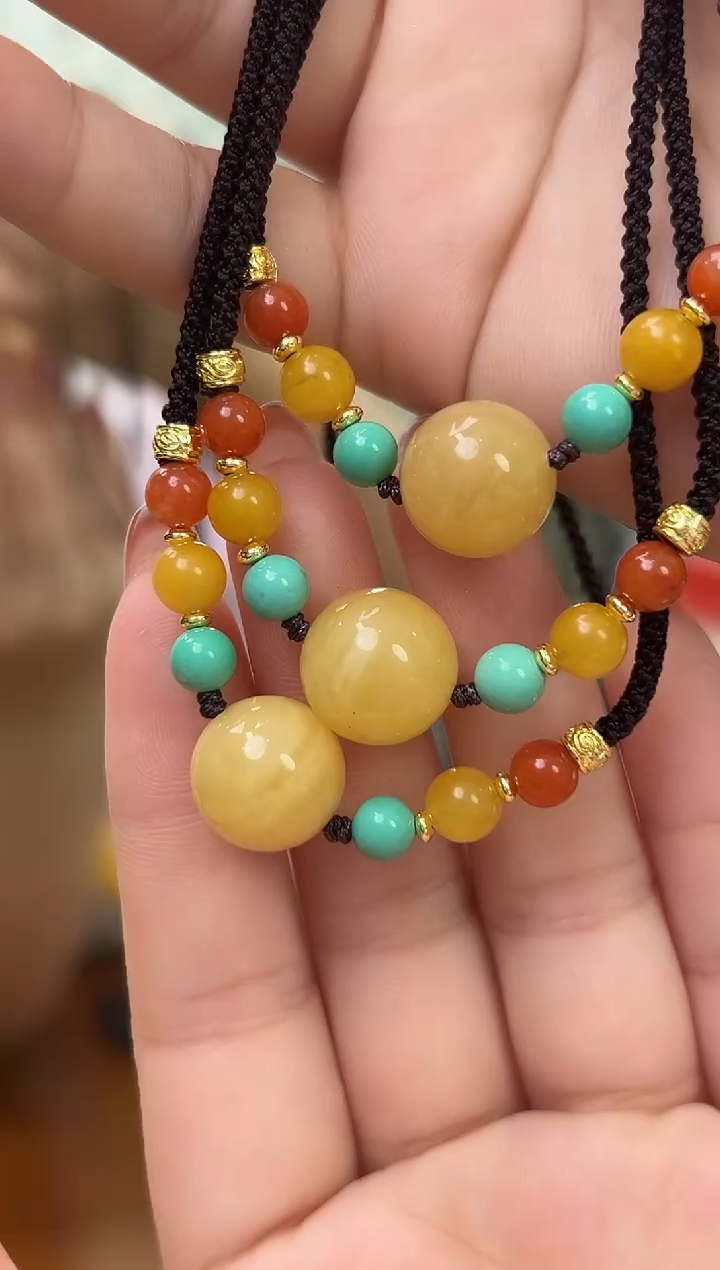 未镶嵌蜜蜡裸石琥珀蜜蜡吊坠多样性发一条